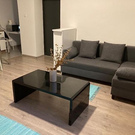 Downtown Modern 3 Bedrroom+ Living Room Apartment Wesselenyi 1.3 Szombathely Exterior photo