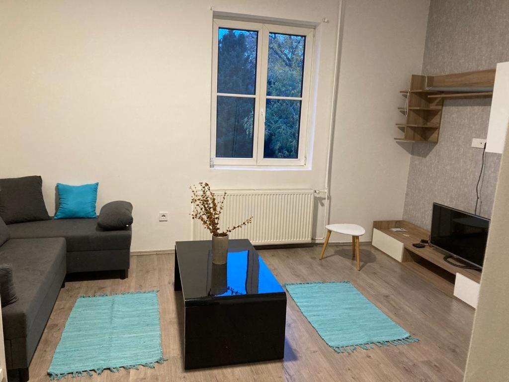 Downtown Modern 3 Bedrroom+ Living Room Apartment Wesselenyi 1.3 Szombathely Exterior photo